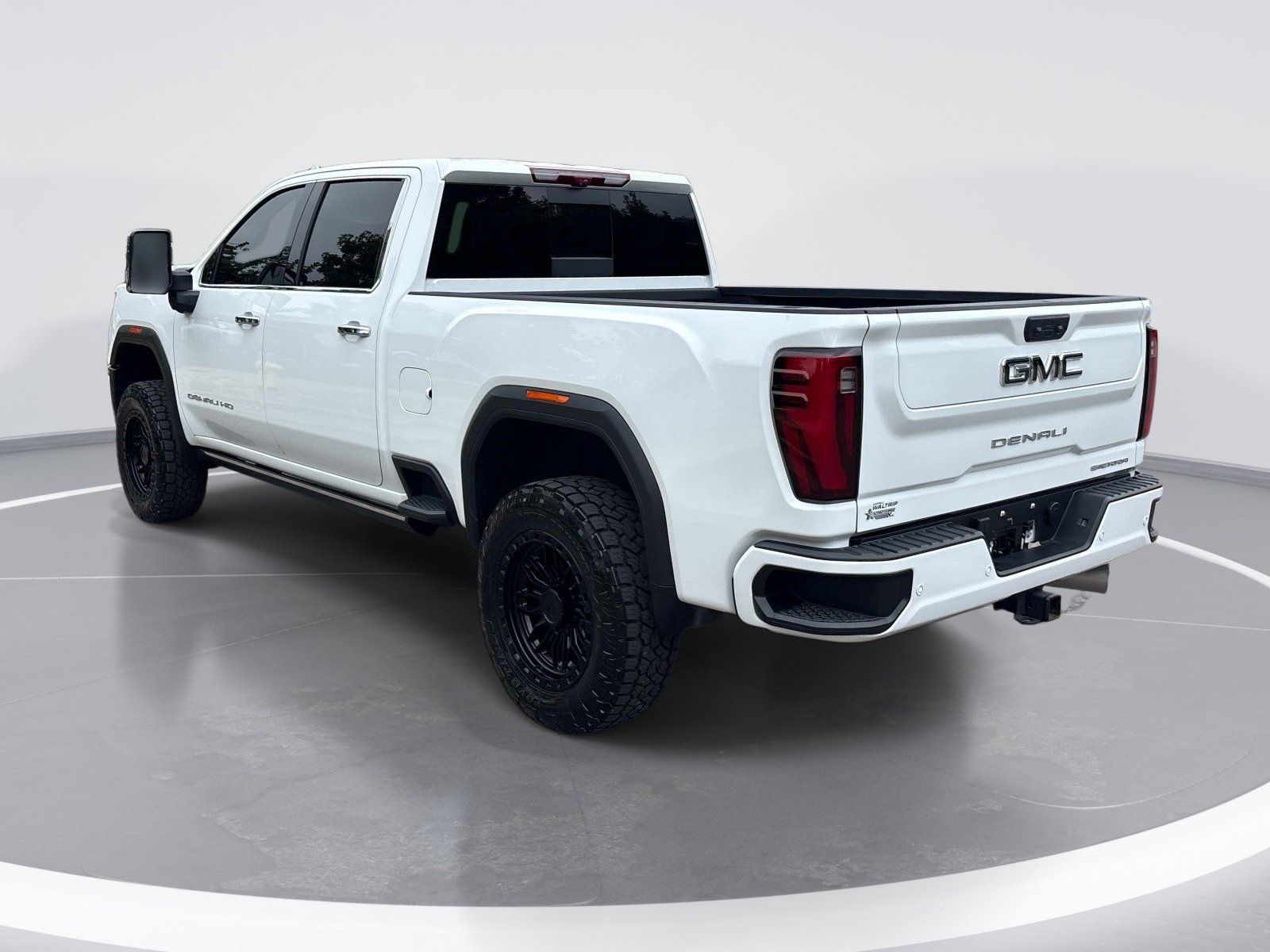 Used 2025 GMC Sierra 2500 Denali Ultimate AWD/4WD image 6