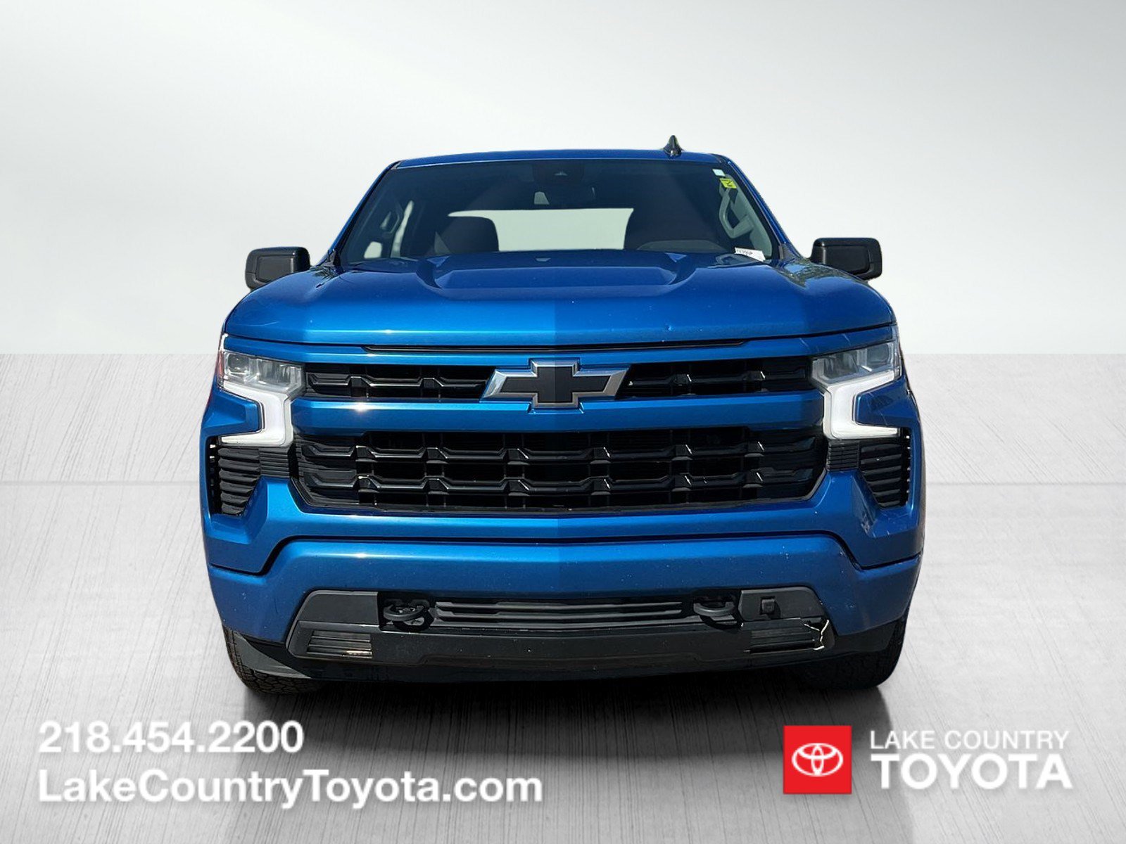 Used 2023 Chevrolet Silverado 1500 RST w/ Z71 Off-Road Package AWD/4WD image 8