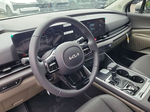 New 2026 Kia Carnival SX FWD image 24