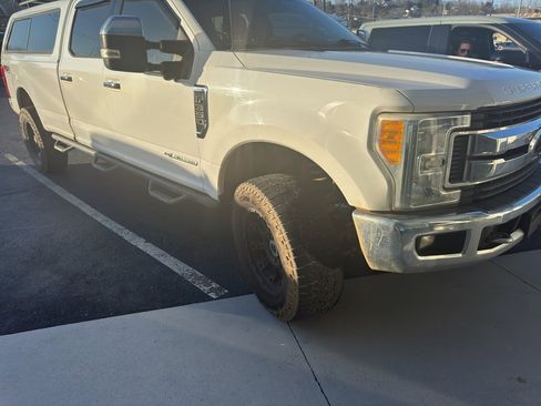 Used 2017 Ford F350 XLT w/ XLT Premium Package image 1