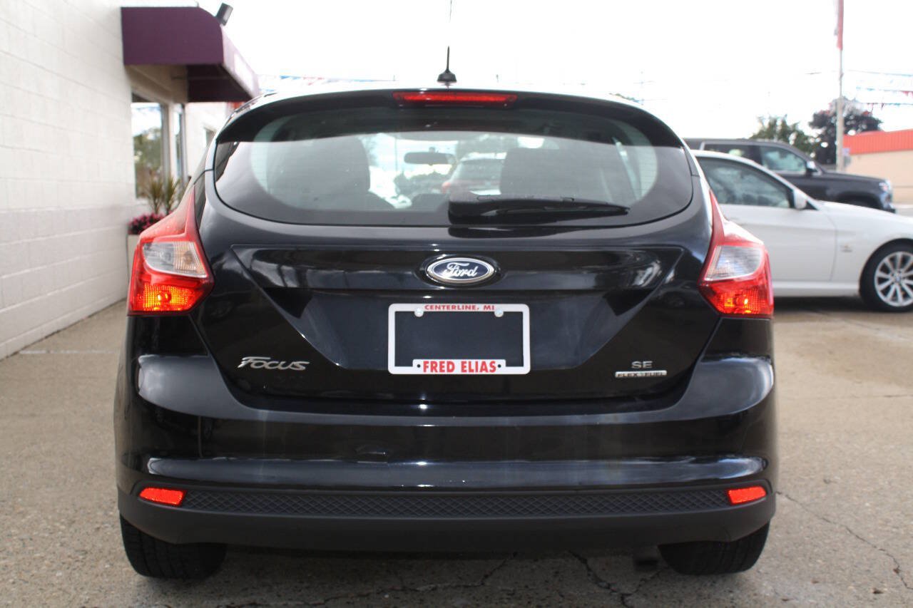 Used 2014 Ford Focus SE w/ Equipment Group 201A FWD image 4
