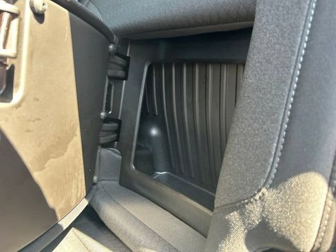 Used 2023 Chevrolet Silverado 1500 Custom RWD image 39