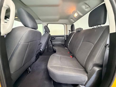 Used 2019 RAM 1500 Express w/ Wheel & Sound Group AWD/4WD image 5