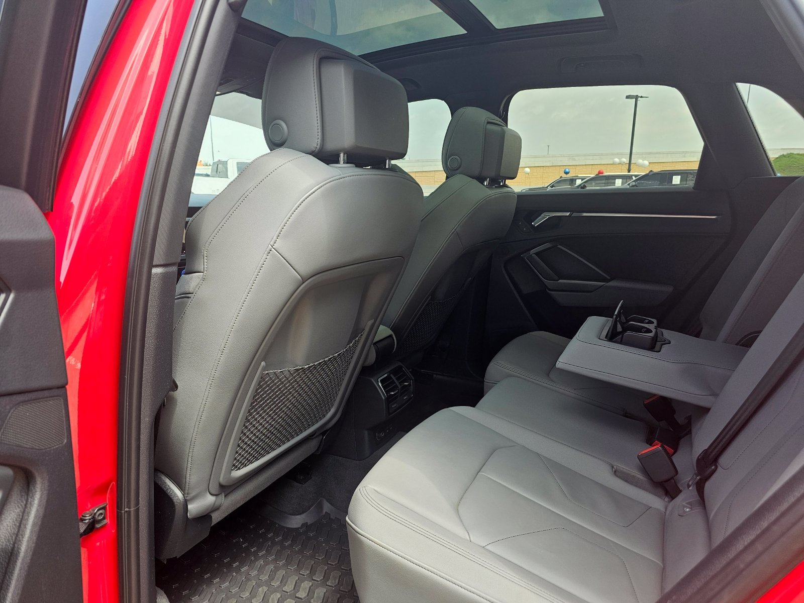 Used 2020 Audi Q3 2.0T Prestige AWD/4WD image 33