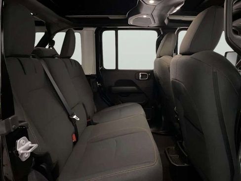 Used 2025 Jeep Wrangler Unlimited Sahara w/ Safety Group image 69