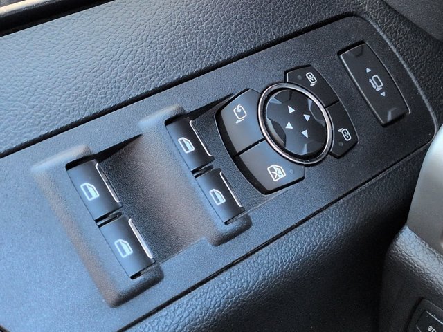 Used 2019 Ford F250 Lariat w/ Chrome Package AWD/4WD image 24