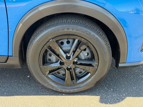 Certified 2025 Nissan Kicks Play S image 10