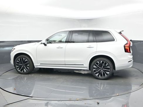 New 2026 Volvo XC90 B6 Ultra w/ Protection Package image 5