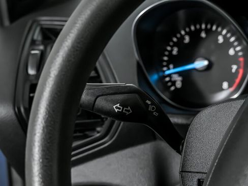 Used 2018 Ford Escape SE image 24