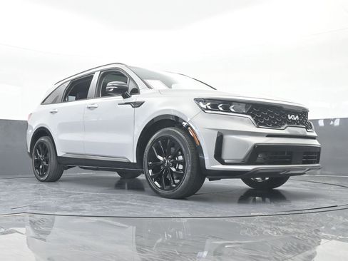 Used 2023 Kia Sorento SX image 67