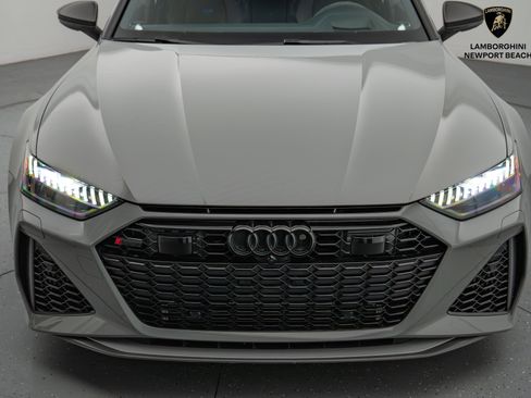 Used 2025 Audi RS 7 Performance image 9