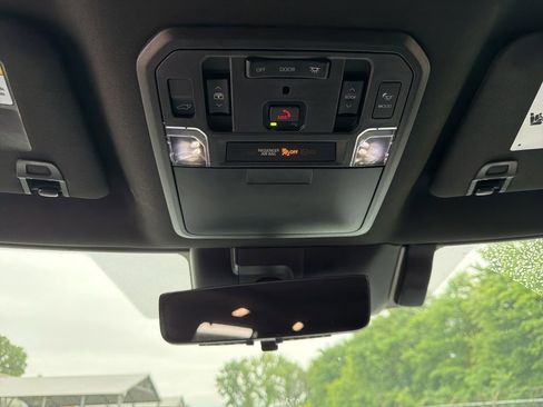 Used 2023 Toyota Sequoia Platinum AWD/4WD image 40