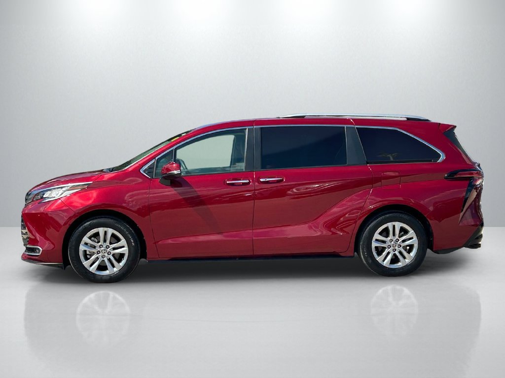 Certified 2023 Toyota Sienna Limited AWD/4WD image 8