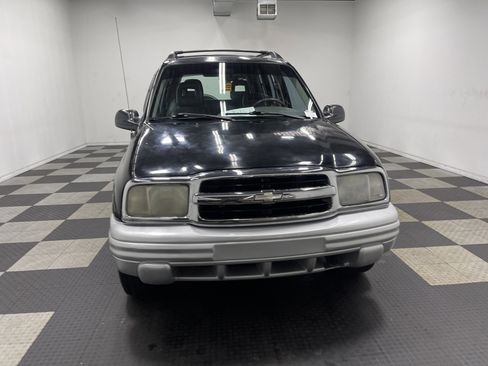 Used 2002 Chevrolet Tracker LT image 7