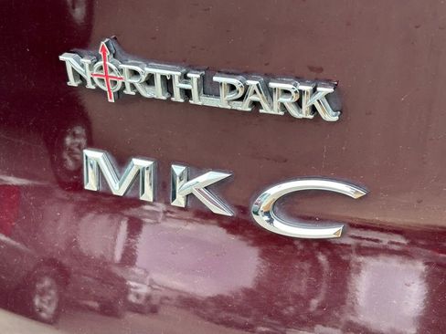 Used 2019 Lincoln MKC Reserve w/ MKC Climate Package image 13