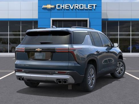 New 2026 Chevrolet Traverse LT w/ Driver Confidence Package AWD/4WD image 5