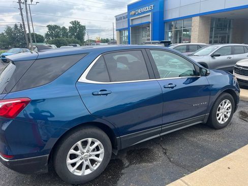 Used 2019 Chevrolet Equinox LT w/ Driver Convenience Package FWD image 6