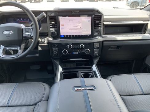 New 2025 Ford F350 Platinum w/ FX4 Off-Road Package image 16