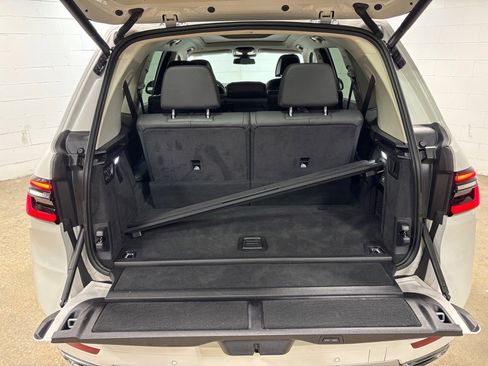 Used 2023 BMW X7 xDrive40i image 46
