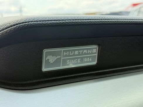 Used 2016 Ford Mustang GT Premium RWD image 27