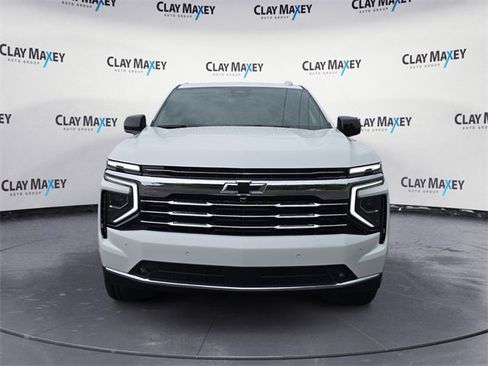 New 2026 Chevrolet Suburban LT w/ Comfort Package image 8