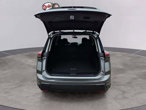 Used 2025 Nissan Rogue S image 20