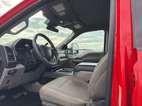 Used 2021 Ford F250 XLT w/ XLT Premium Package image 7