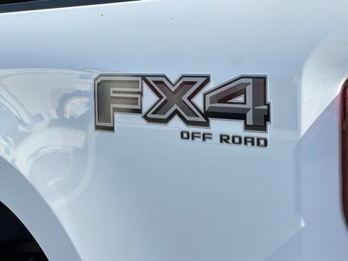 New 2026 Ford F250 Lariat w/ Black Appearance Package AWD/4WD image 26