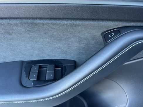 Used 2022 Tesla Model 3 RWD image 12