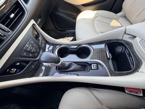 Used 2019 Buick Envision Essence image 27