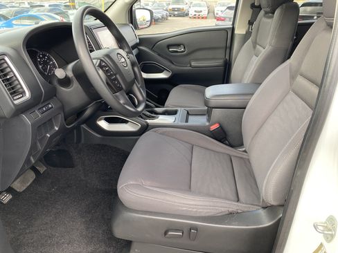 Used 2023 Nissan Frontier SV w/ Graphics Package RWD image 14