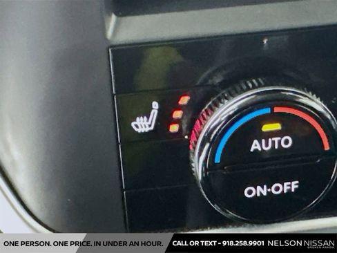 Certified 2023 Nissan Rogue SV w/ SV Premium B Package FWD image 19