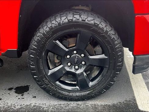 Used 2016 Chevrolet Silverado 1500 Custom w/ Rally 1 Edition AWD/4WD image 9