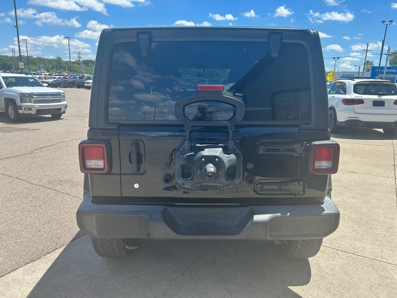 Used 2019 Jeep Wrangler Unlimited Sport S AWD/4WD image 6