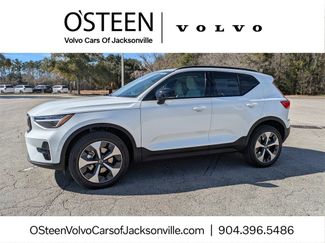 New 2026 Volvo XC40 B5 Plus w/ Protection Package Premier video 1