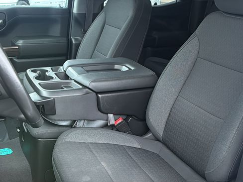 Used 2022 Chevrolet Silverado 1500 LT w/ All Star Edition Plus image 24