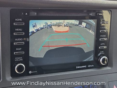 Used 2018 Toyota Sienna SE Premium w/ Carpet Mat Package FWD image 28