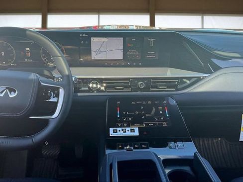 New 2026 INFINITI QX80 4WD image 6