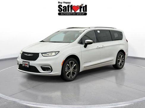 New 2026 Chrysler Pacifica Pinnacle AWD/4WD image 1