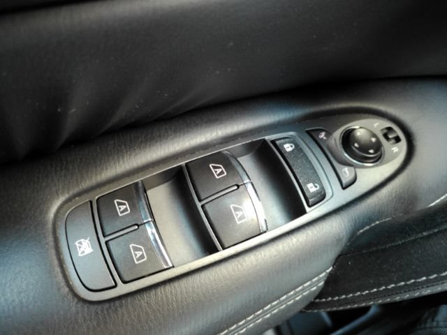 Used 2017 Nissan Armada Platinum RWD image 39