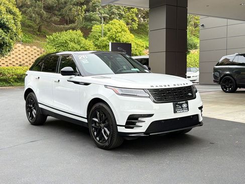Used 2026 Land Rover Range Rover Velar Dynamic SE image 7