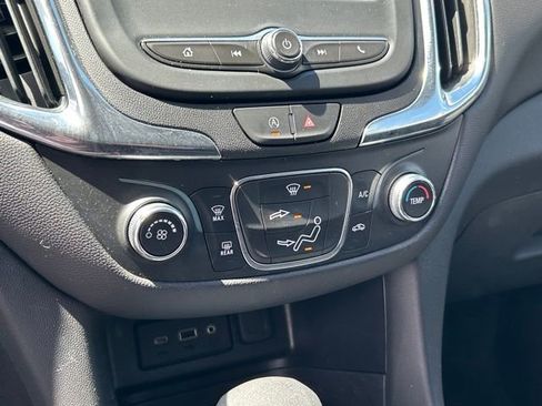 Used 2024 Chevrolet Equinox LT FWD image 23