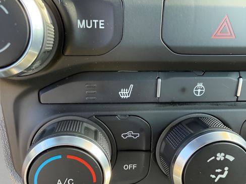 Used 2021 RAM 1500 Big Horn AWD/4WD image 21