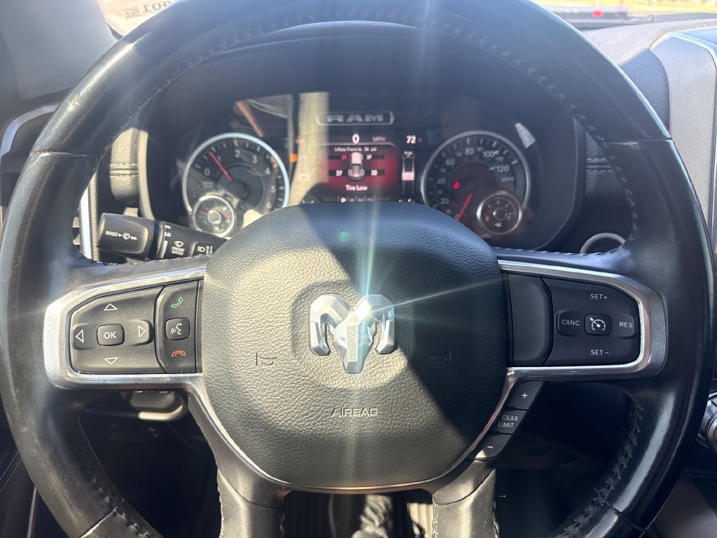 Used 2022 RAM 1500 Laramie AWD/4WD image 14