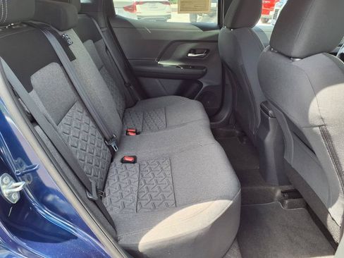 Used 2025 Nissan Kicks SV FWD image 15