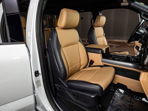 Used 2026 Ford F450 Lariat image 31