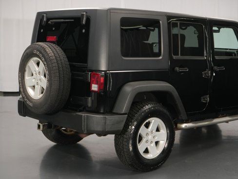 Used 2008 Jeep Wrangler Unlimited X AWD/4WD image 11
