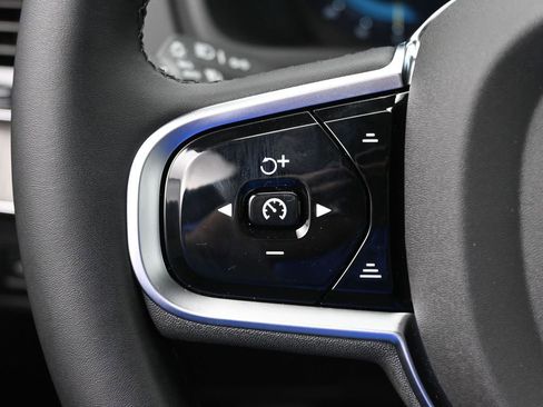 New 2025 Volvo XC90 T8 Ultra w/ Protection Package Premier AWD/4WD image 11