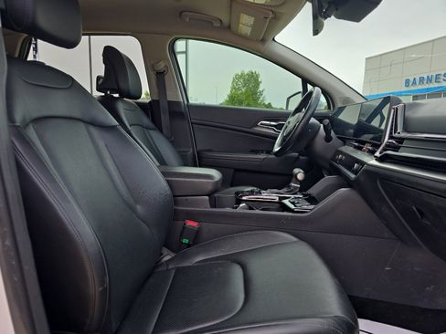 Used 2024 Kia Sportage EX FWD image 14