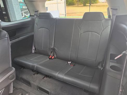 Used 2015 GMC Acadia SLT w/ Premium Edition FWD image 22